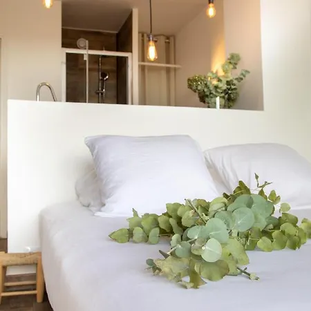 Διαμέρισμα Vue Mer, Terrasse Et Parking Prive *