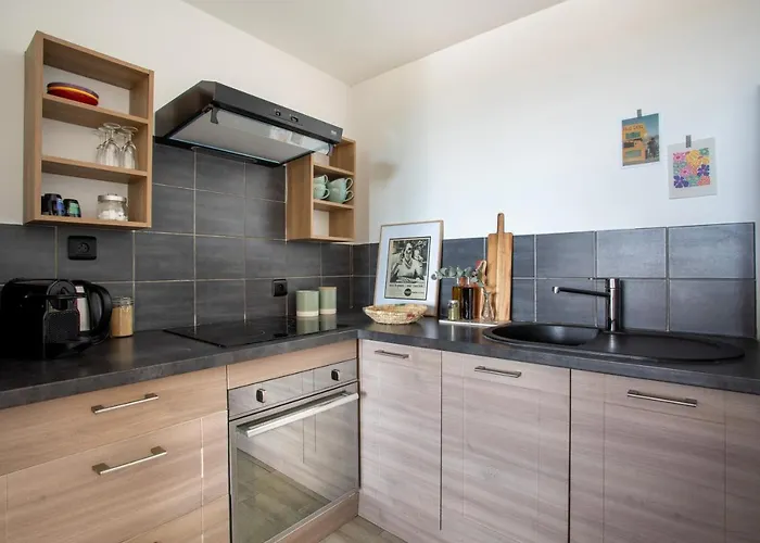 Vue Mer, Terrasse Et Parking Prive Antibes