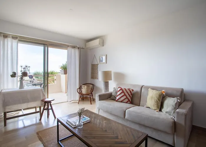 Apartment Vue Mer, Terrasse Et Parking Prive